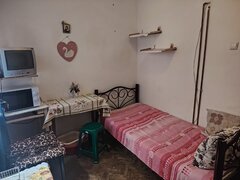 Universtate metrou camera bloc fara proprietar